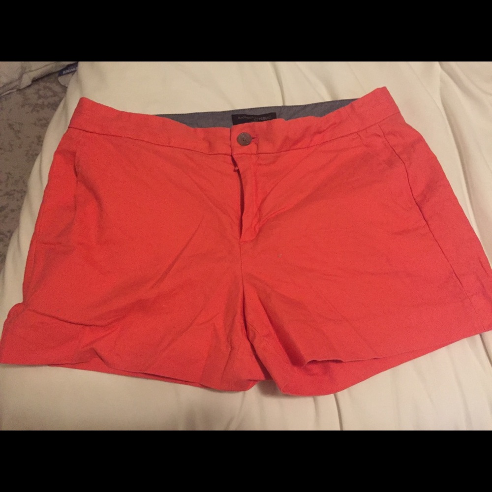 NWOT Banana Republic shorts size 6 Hampton fit
